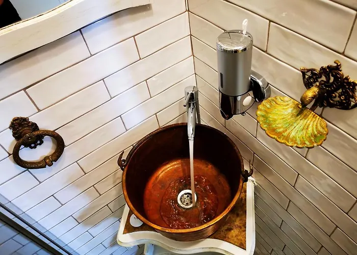 Charming Portuguese Style Apartment, For Rent 