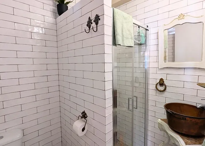 Charming Portuguese Style Apartment, For Rent 