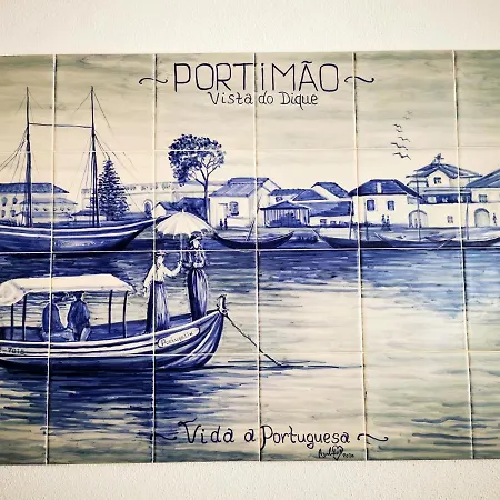 Appartement Charming Portuguese Style Apartment, For Rent 