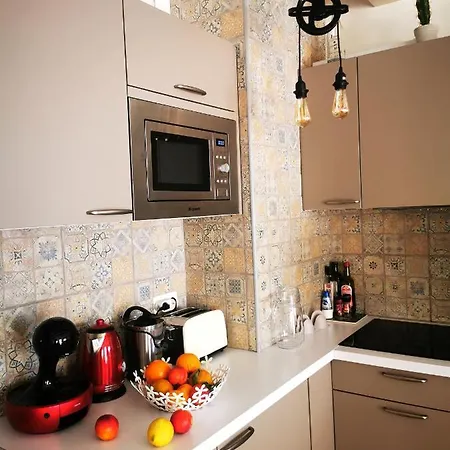 Apartament Charming Portuguese Style Apartment, For Rent 