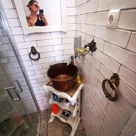 Appartement Charming Portuguese Style Apartment, For Rent 