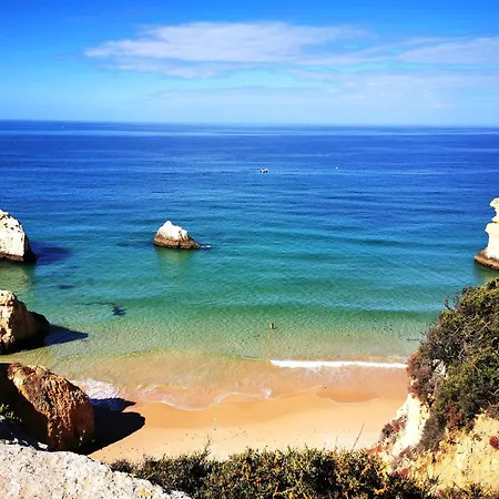 'gaivota' Charming Portuguese Style For Rent 'vida A Portuguesa', Local Apartment