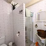 Charming Portuguese Style Apartment, For Rent Vida à Portuguesa, Gaivota Local