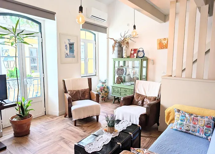 Appartement Charming Portuguese Style Apartment, For Rent 